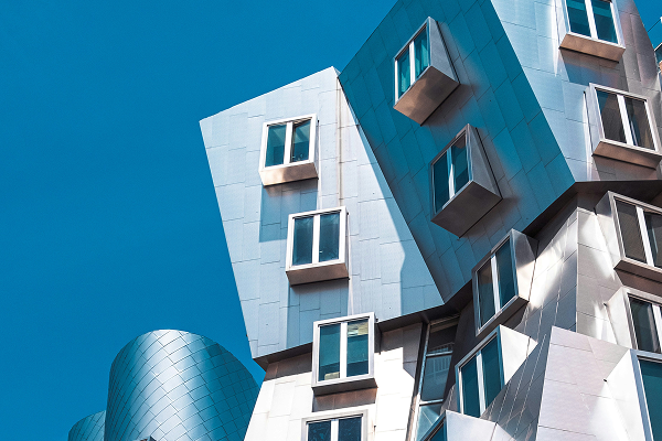 Generative AI Data Integration: Prompt Engineering vs. Fine-Tuning for Business Success